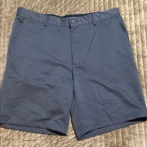 Greg Norman men’s grey shorts size 38